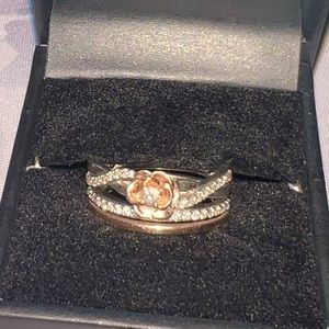 White Gold and Rose Gold Wedding Ring Set